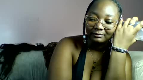Snapshot of sexy_helle chatting on 07/15/26, 12:54 sexy_helle online show from 07/15/26, 12:54