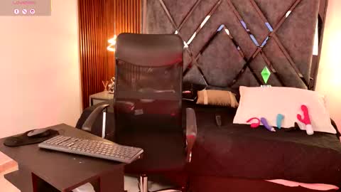 Dafne online show from 02/28/26, 12:17