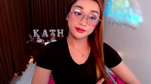 Snapshot of sexy_kitty699 chatting on 10/24/25, 02:30 Kathy online show from 10/24/25, 02:30