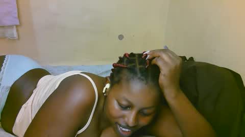 sexy_latasha online show from 11/07/25, 08:42