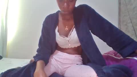 kayla online show from 10/23/25, 09:52