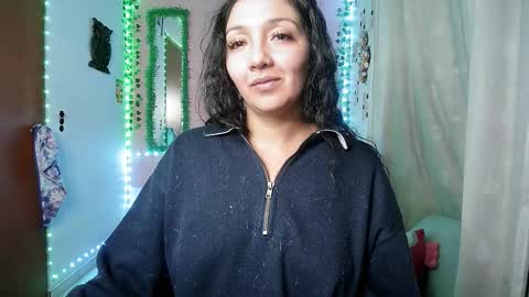 sexy lolas online show from 10/23/25, 07:29