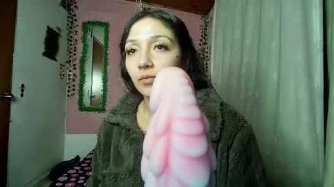 sexy lolas online show from 12/14/25, 09:03