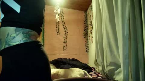 sexy lolas online show from 03/14/26, 11:21