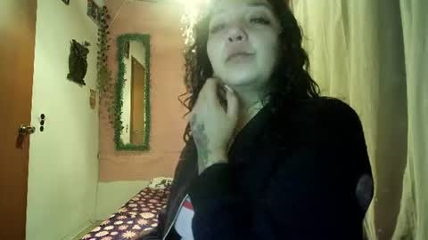 sexy lolas online show from 07/11/26, 11:39
