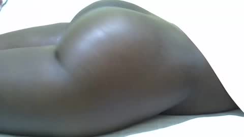 Snapshot of sexy_loner07 chatting on 09/21/25, 07:37 Loner online show from 09/21/25, 07:37