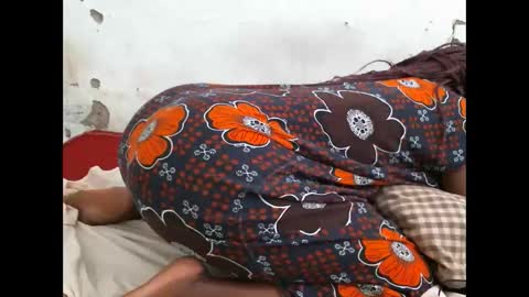 Snapshot of sexy_lunah chatting on 11/03/25, 12:06 sexy_lunah online show from 11/03/25, 12:06