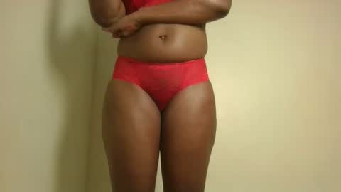 sexy_lyna online show from 11/18/25, 10:52