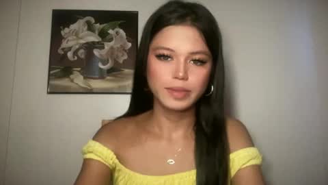 Snapshot of sexy_maevemorexxx chatting on 06/19/26, 07:34 Nicole online show from 06/19/26, 07:34