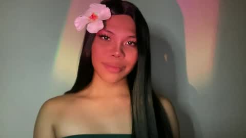 Snapshot of sexy_maevemorexxx chatting on 06/22/26, 04:15 Nicole online show from 06/22/26, 04:15