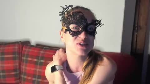 Snapshot of sexy_marlen chatting on 02/23/25, 09:48 Marlen online show from 02/23/25, 09:48