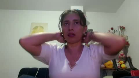 Snapshot of sexy_mary_69 chatting on 09/21/25, 03:30 Mary online show from 09/21/25, 03:30