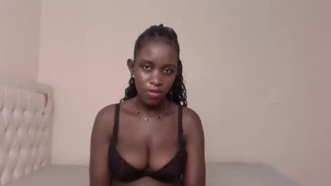 maya online show from 11/24/25, 09:09