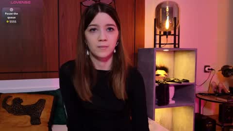 Alison online show from 03/24/26, 05:07