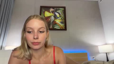 Ellie Mia online show from 02/16/26, 04:14