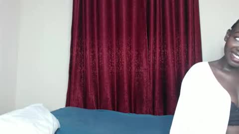 sexy online show from 10/25/25, 08:03