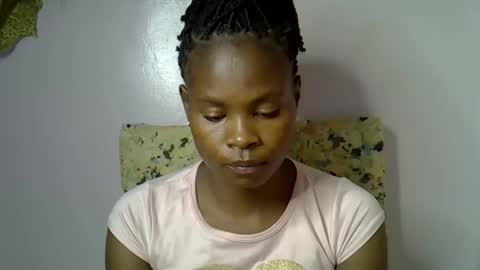 Molyne online show from 02/17/26, 06:10