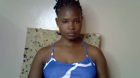 Molyne online show from 04/13/26, 09:37