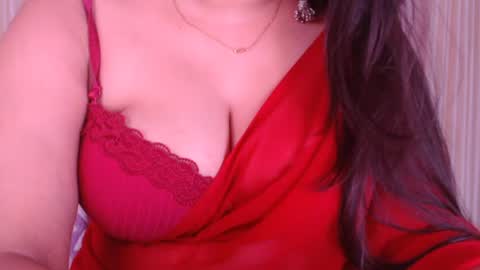 Snapshot of sexy_myra18 chatting on 07/21/26, 03:42 myra online show from 07/21/26, 03:42