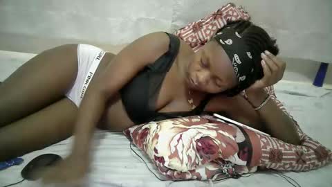 sexy_nanah online show from 05/25/26, 06:52