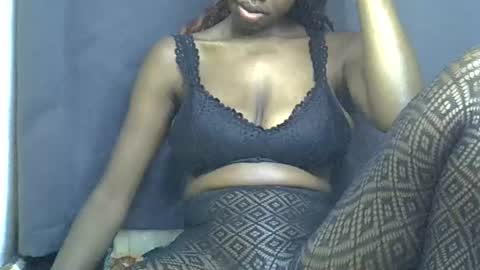 sexy_peach4 online show from 07/18/26, 10:24