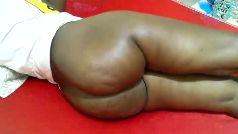 Snapshot of sexy_quincy1 chatting on 02/05/25, 01:58 Sexy Quincy online show from 02/05/25, 01:58