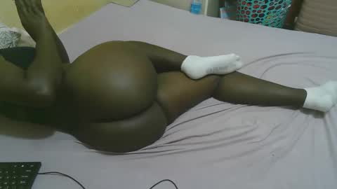 Snapshot of sexy_quincy1 chatting on 03/01/25, 07:48 Sexy Quincy online show from 03/01/25, 07:48