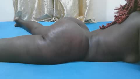 Snapshot of sexy_quincy1 chatting on 11/14/25, 11:35 Sexy Quincy online show from 11/14/25, 11:35