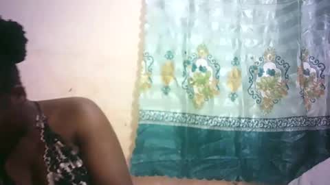 Snapshot of sexy_sandrah chatting on 06/15/26, 06:37 sexy_sandrah online show from 06/15/26, 06:37
