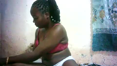 Snapshot of sexy_sandrah chatting on 07/05/26, 02:46 sexy_sandrah online show from 07/05/26, 02:46