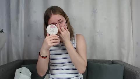 Snapshot of sexy_sansa chatting on 11/20/25, 09:42 Alina online show from 11/20/25, 09:42