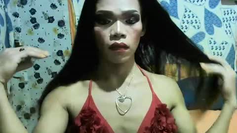 Snapshot of sexy_scarlet69 chatting on 06/12/26, 05:01 scarlet online show from 06/12/26, 05:01