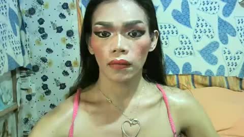 Snapshot of sexy_scarlet69 chatting on 06/19/26, 11:14 scarlet online show from 06/19/26, 11:14