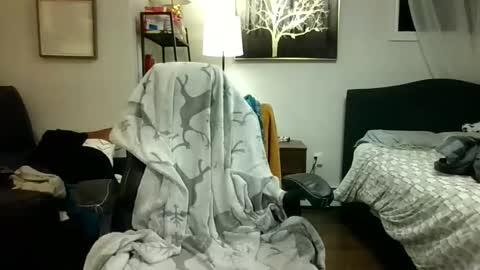 sexy_string online show from 01/09/26, 10:11