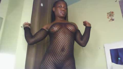 Snapshot of sexy_talia1 chatting on 09/30/25, 03:44 Eunice online show from 09/30/25, 03:44