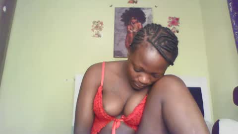 Snapshot of sexy_talia1 chatting on 10/04/25, 10:52 Eunice online show from 10/04/25, 10:52