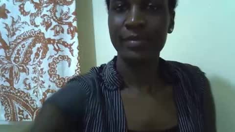 Snapshot of sexy_tania1 chatting on 09/26/25, 10:36 sexy_tania1 online show from 09/26/25, 10:36