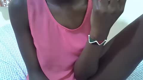 Snapshot of sexy_tania1 chatting on 10/30/25, 09:44 sexy_tania1 online show from 10/30/25, 09:44