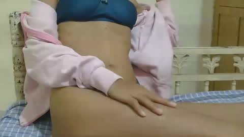 Snapshot of sexy_twishu chatting on 10/16/25, 12:33 Twishu online show from 10/16/25, 12:33