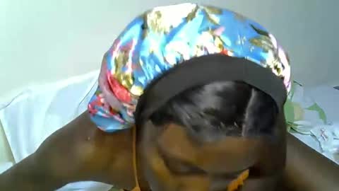sexy_vennice online show from 05/18/26, 04:07