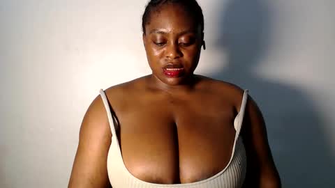 Snapshot of sexy_wetpussyy chatting on 02/28/26, 10:11 Luna online show from 02/28/26, 10:11