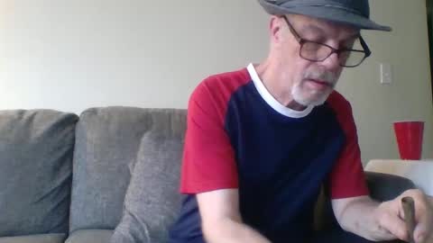 Daddy online show from 03/09/25, 07:48