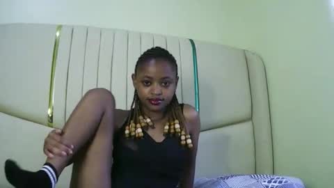 sexy zaraa online show from 05/08/26, 03:56