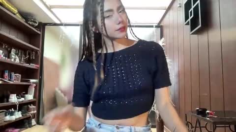 Snapshot of sexyaliceskay chatting on 01/09/26, 03:48 Alice Skay online show from 01/09/26, 03:48