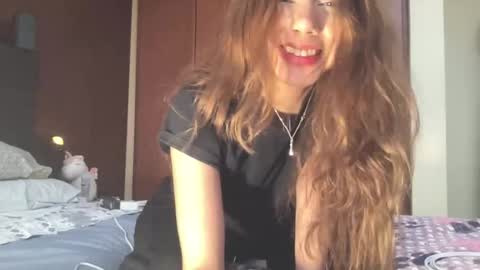 Snapshot of sexyaliceskay chatting on 02/12/26, 07:20 Alice Skay online show from 02/12/26, 07:20