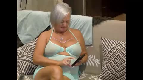Sexy GILF Allie Kay online show from 09/27/25, 02:27