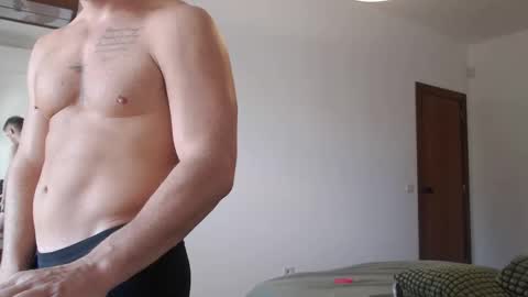 Snapshot of sexyandmarried chatting on 10/18/25, 11:00 sexyandmarried online show from 10/18/25, 11:00