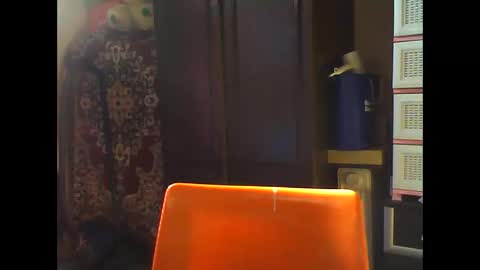 Snapshot of sexyangel1981 chatting on 05/19/26, 12:55 Sexyangel1881 online show from 05/19/26, 12:55