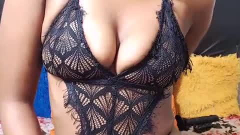 Snapshot of sexyappleass01 chatting on 08/08/26, 01:08 sexyappleass01 online show from 08/08/26, 01:08