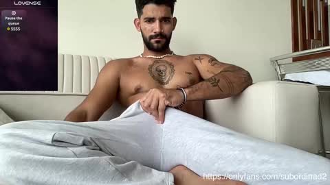 Snapshot of sexyasaf1018 chatting on 12/23/24, 05:32 Asaf online show from 12/23/24, 05:32